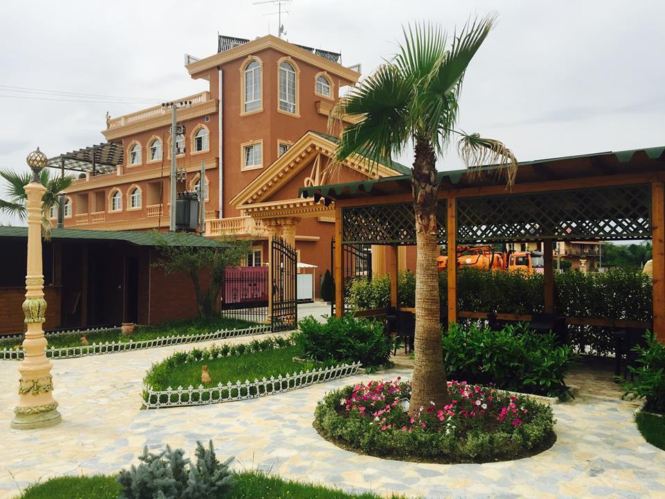 Ador Resort Rinas Exterior foto